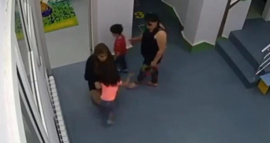 Uşaqları döyən bağça müdirinə cinayət işi açıldı Uşaqları döyən bağça müdirinə cinayət işi açıldı