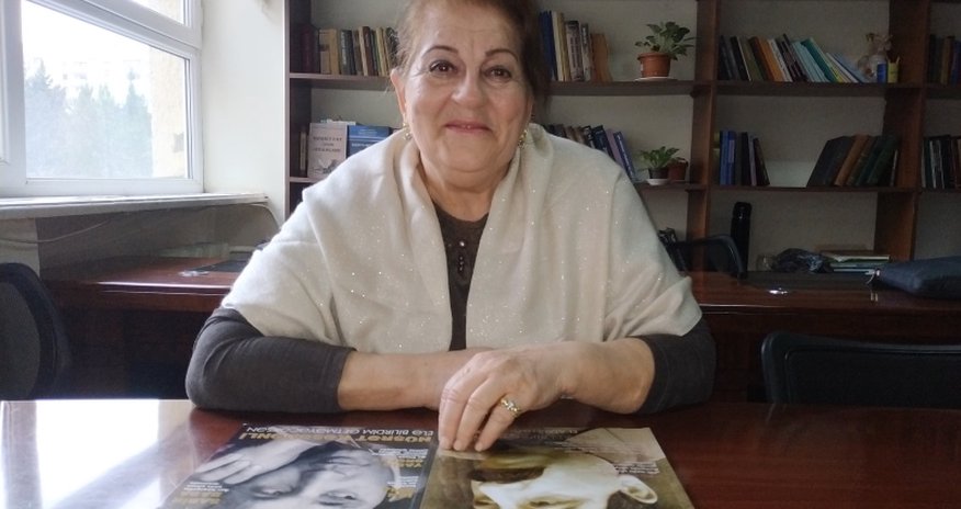 Nüsrət Kəsəmənlinin xanımı: “Toy günündə Sevda “Səadət” sarayının qapısının ağzında dayanıb..." Nüsrət Kəsəmənlinin xanımı: “Toy günündə Sevda “Səadət” sarayının qapısının ağzında dayanıb..."