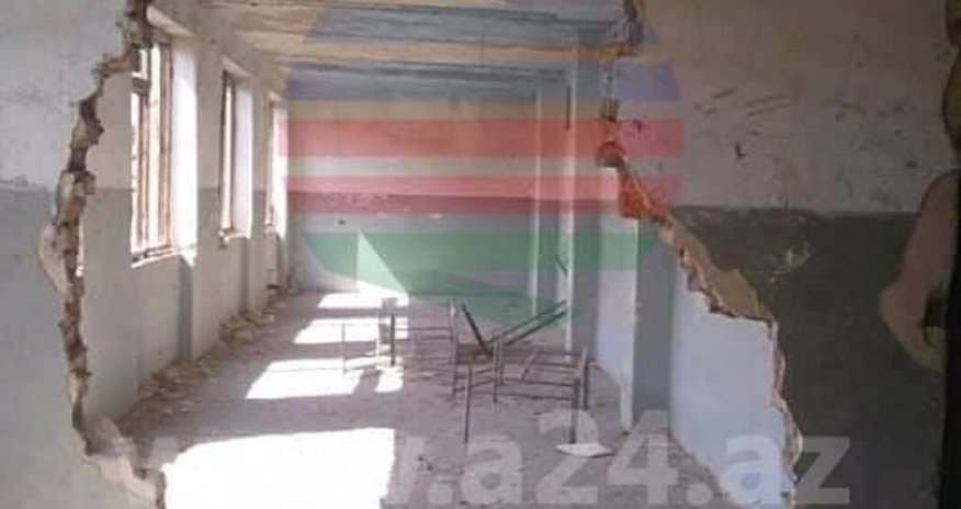 Azərbaycanda dərs zamanı məktəbin divarları uçdu - FOTOLAR Azərbaycanda dərs zamanı məktəbin divarları uçdu - FOTOLAR