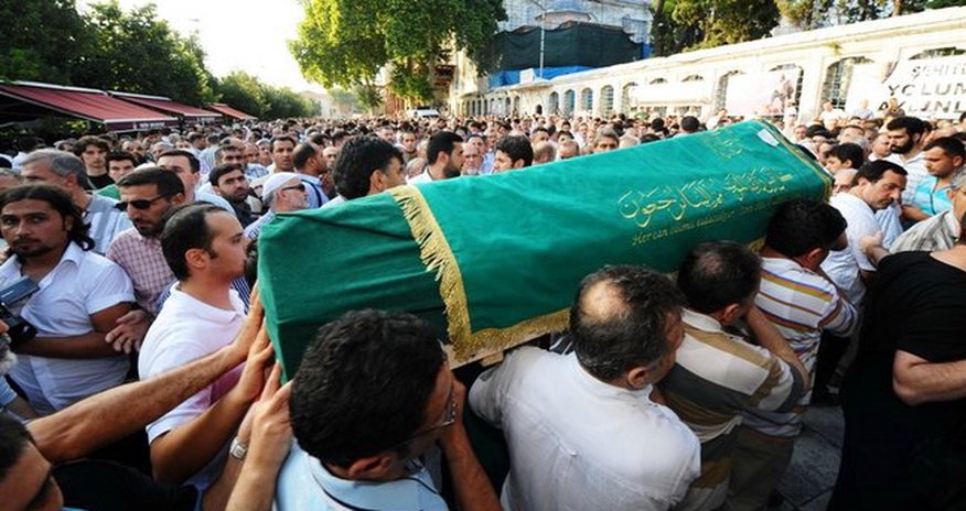 Məhşur aktrisa vəfat etdi - FOTO Məhşur aktrisa vəfat etdi - FOTO
