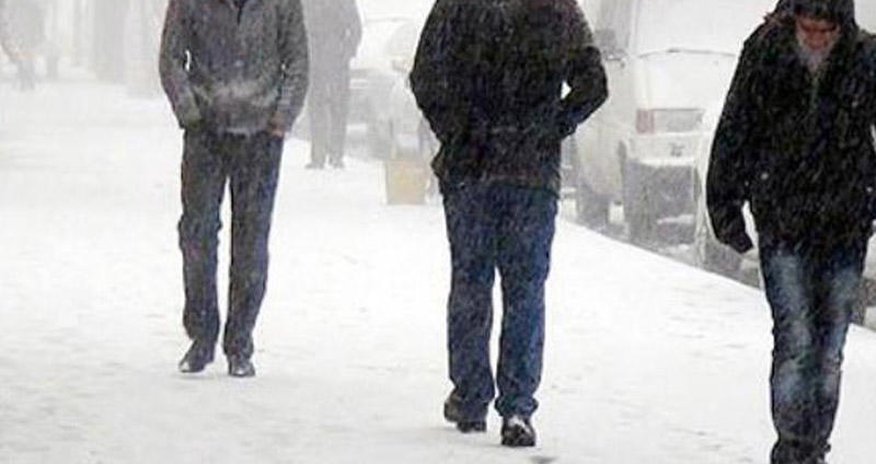 Qarlı havada əlinizi cibinizə qoymayın, çünki... Qarlı havada əlinizi cibinizə qoymayın, çünki...