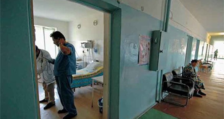 Ermənistanda 10 nəfər şaurmadan zəhərləndi Ermənistanda 10 nəfər şaurmadan zəhərləndi