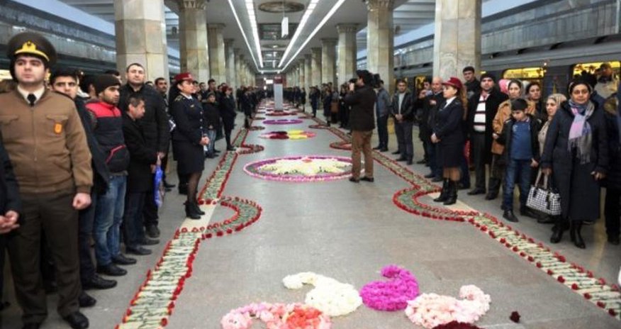 Metropoliten 20 Yanvar günü gücləndirilmiş iş rejimində çalışacaq Metropoliten 20 Yanvar günü gücləndirilmiş iş rejimində çalışacaq