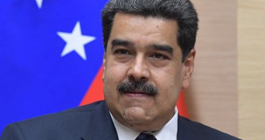 Мадуро разорвал дипломатические отношения с США Мадуро разорвал дипломатические отношения с США
