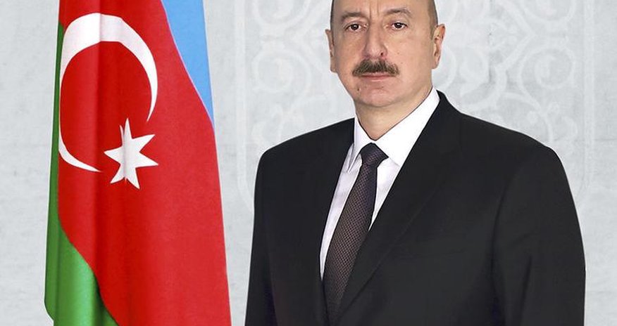 Ильхам Алиев принял участие на собрании Дня молодежи Ильхам Алиев принял участие на собрании Дня молодежи