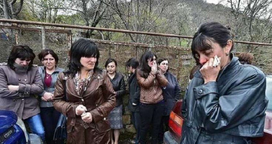 "Ermənilər arvadlarını başqa millətin kişilərinə satırlar" - Tükürpədən etiraf... / VİDEO "Ermənilər arvadlarını başqa millətin kişilərinə satırlar" - Tükürpədən etiraf... / VİDEO