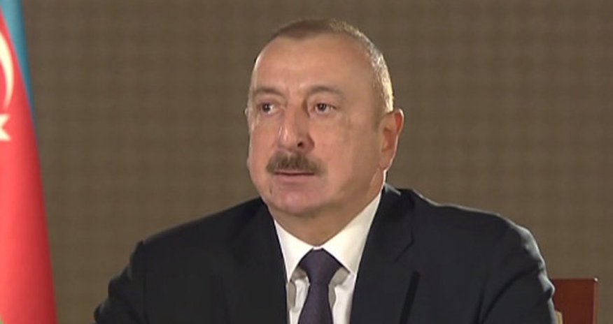 İlham Əliyev: "Bir çox məsələləri mediadan öyrənirəm və dərhal reaksiya verirəm" İlham Əliyev: "Bir çox məsələləri mediadan öyrənirəm və dərhal reaksiya verirəm"
