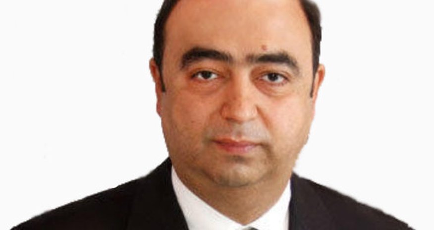Sabiq deputatın şirkətində 600 manat maaş alan direktora 9 milyonluq kreditə qol çəkdirilib Sabiq deputatın şirkətində 600 manat maaş alan direktora 9 milyonluq kreditə qol çəkdirilib