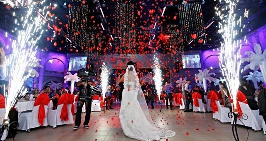 Bakıda film kimi olay: Bəy toy günü başqa qıza qoşulub, ölkədən qaçdı Bakıda film kimi olay: Bəy toy günü başqa qıza qoşulub, ölkədən qaçdı