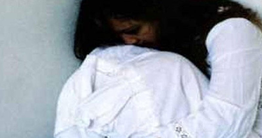 Bakıda 36 yaşlı qadın küçədə döyüldü Bakıda 36 yaşlı qadın küçədə döyüldü