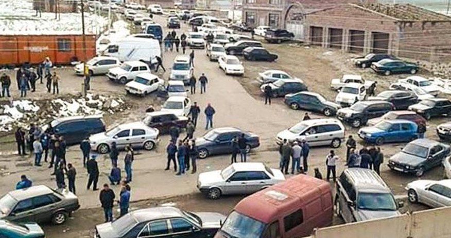 Ermənilər ayağa qalxdı: Sərkisyan bundan daha yaxşı idi Ermənilər ayağa qalxdı: Sərkisyan bundan daha yaxşı idi