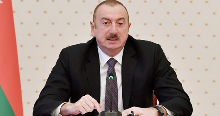 "Prezident soruşdu ki, bəs, 5000 dollar necə olacaq?" "Prezident soruşdu ki, bəs, 5000 dollar necə olacaq?"