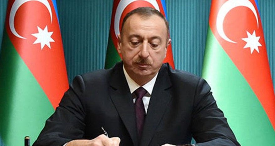 Ильхам Алиев выделил деньги на развитие кинематографии Ильхам Алиев выделил деньги на развитие кинематографии