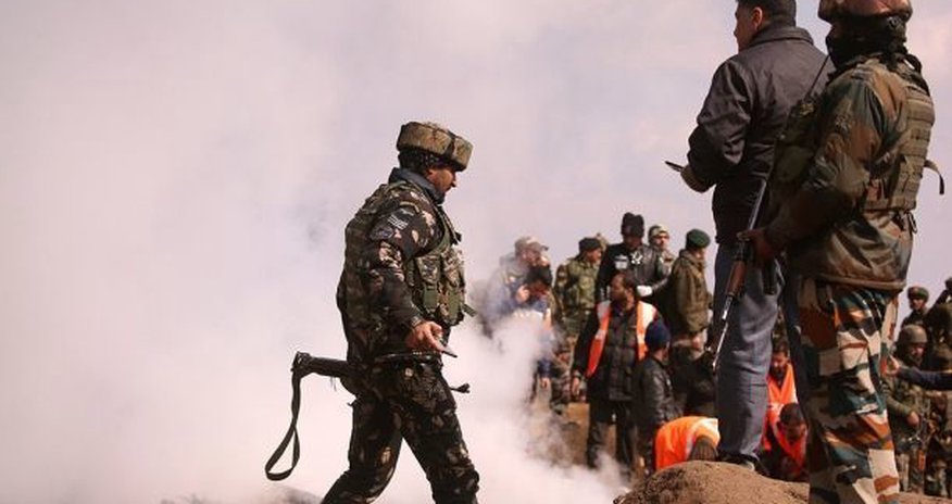 Индия и Пакистан вновь обстреляли друг друга Индия и Пакистан вновь обстреляли друг друга