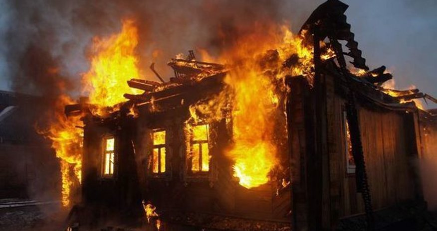 В Хачмазе отец с сыном погибли при пожаре В Хачмазе отец с сыном погибли при пожаре