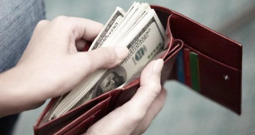 Övladının tələbə olması üçün 20 min dollar verdi - Bakıda şok fırıldaq Övladının tələbə olması üçün 20 min dollar verdi - Bakıda şok fırıldaq