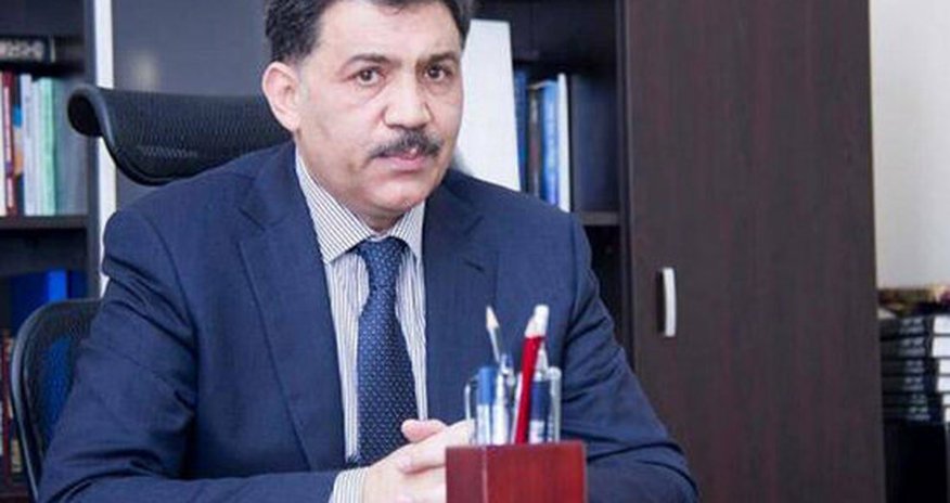 Sakinlər bulaq sularını həyətlərinə çəkirlər - Deputat Sakinlər bulaq sularını həyətlərinə çəkirlər - Deputat