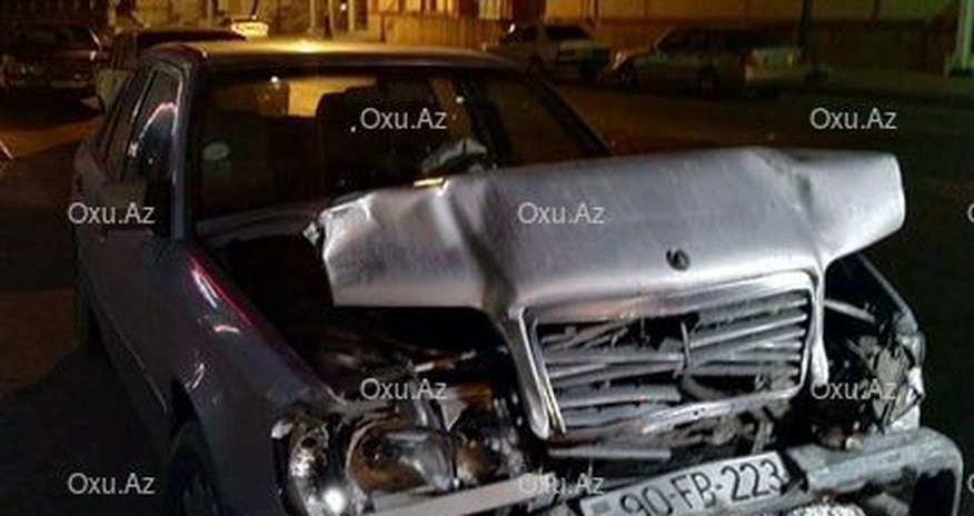 В Баку столкнулись два Mercedes - ФОТО/ВИДЕО В Баку столкнулись два Mercedes - ФОТО/ВИДЕО
