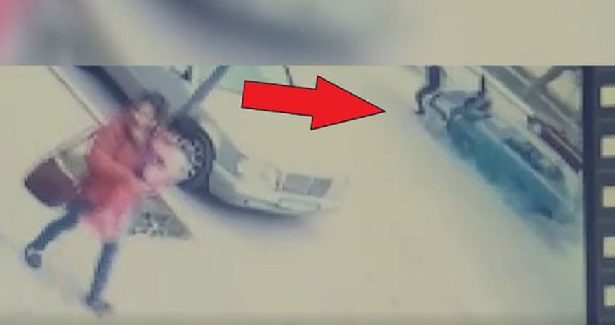 Gəncədə ata və oğlunun düşdüyü dəhşəli qəzanın - VİDEOSU Gəncədə ata və oğlunun düşdüyü dəhşəli qəzanın - VİDEOSU