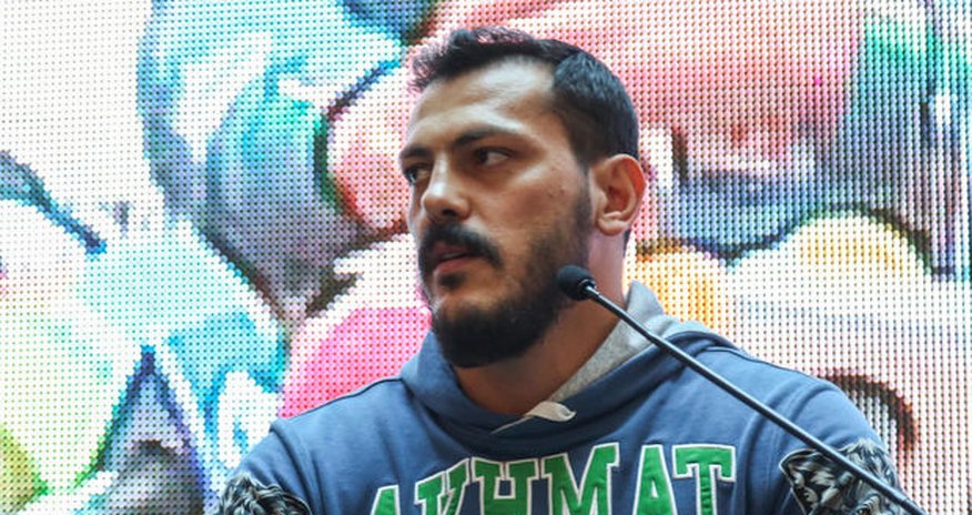 Zabit Səmədov əməliyyat olundu - FOTO Zabit Səmədov əməliyyat olundu - FOTO
