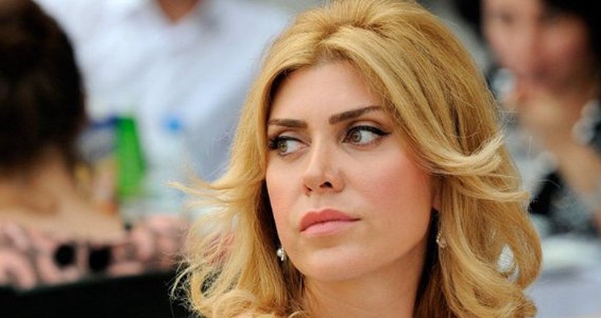 Aysel Əlizadə Xoşqədəm Hidayətqızını məhkəməyə verdi Aysel Əlizadə Xoşqədəm Hidayətqızını məhkəməyə verdi