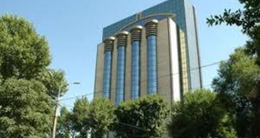 Uzbek Central Bank suspends nine commercial banks Uzbek Central Bank suspends nine commercial banks
