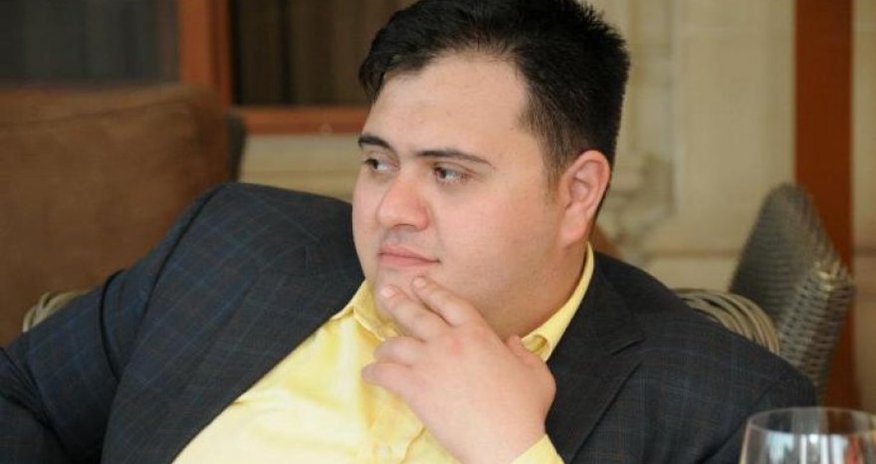 Известный ведущий обратился к общественности Известный ведущий обратился к общественности