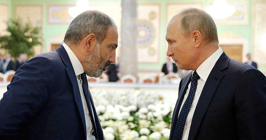 Paşinyan Əliyevlə müzakirələrini Putinə danışdı Paşinyan Əliyevlə müzakirələrini Putinə danışdı