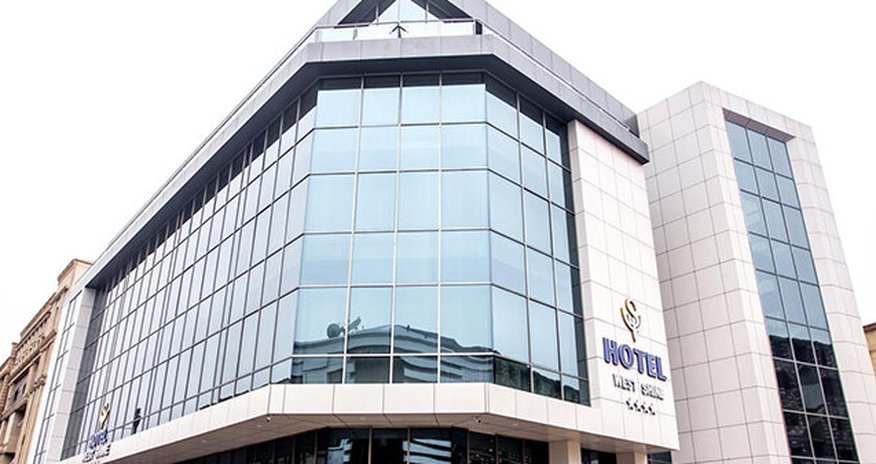 Bakıda otel rəhbəri müəmmalı şəkildə öldü Bakıda otel rəhbəri müəmmalı şəkildə öldü