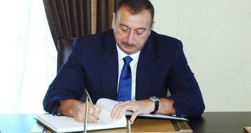 Prezident icra başçısını işdən çıxardı - Digər rayona göndərdi Prezident icra başçısını işdən çıxardı - Digər rayona göndərdi