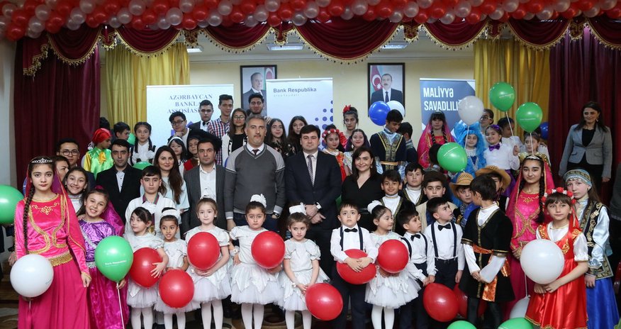 Bank Respublika 263 saylı məktəbdə maliyyə savadlılığına dair tədbir təşkil edib Bank Respublika 263 saylı məktəbdə maliyyə savadlılığına dair tədbir təşkil edib