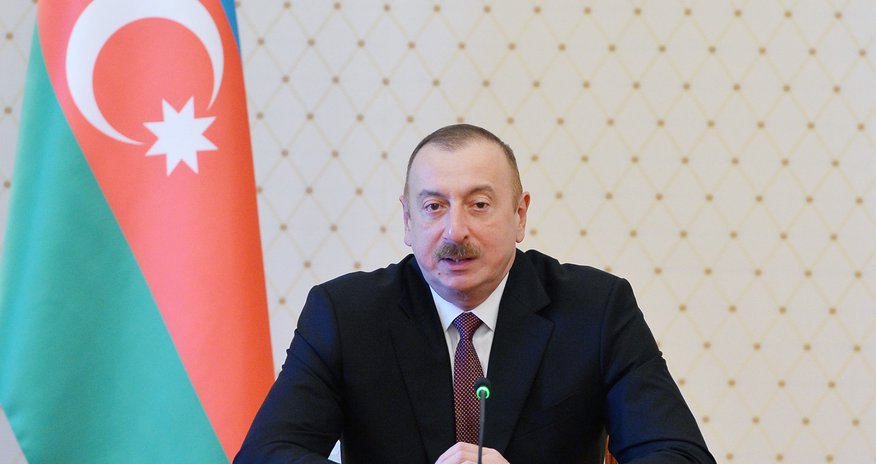 Prezidentdən vətəndaşı incidən məmurlara XƏBƏRDARLIQ Prezidentdən vətəndaşı incidən məmurlara XƏBƏRDARLIQ