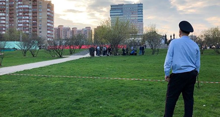 Ata qumar borcuna görə öldürülən oğlunun qisasını aldı - TƏFƏRRÜAT Ata qumar borcuna görə öldürülən oğlunun qisasını aldı - TƏFƏRRÜAT