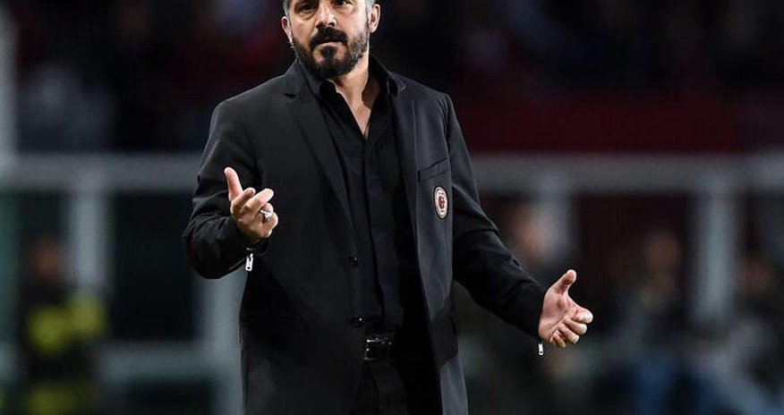 Qattuzo bir futbolçuya görə komandaya 5 günlük cəza verdi Qattuzo bir futbolçuya görə komandaya 5 günlük cəza verdi