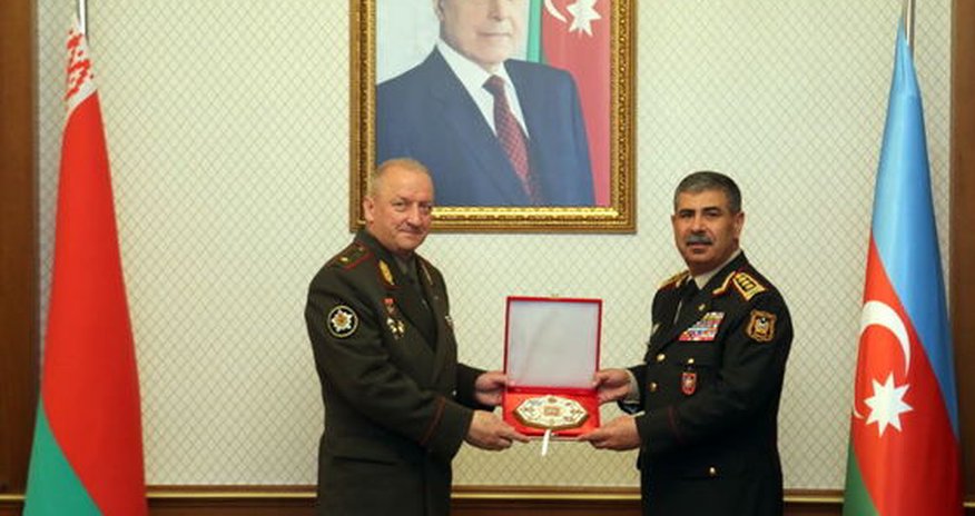 Azərbaycan Belarusdan yeni silahlar alacaq - FOTO Azərbaycan Belarusdan yeni silahlar alacaq - FOTO
