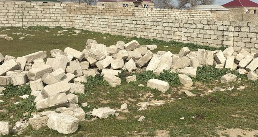 Bakıda ev qiymətinə 1 sot torpaq satılır - QİYMƏT Bakıda ev qiymətinə 1 sot torpaq satılır - QİYMƏT