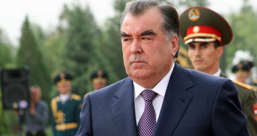 Президент Таджикистана призвал СНГ к сплоченности перед угрозой терроризма Президент Таджикистана призвал СНГ к сплоченности перед угрозой терроризма