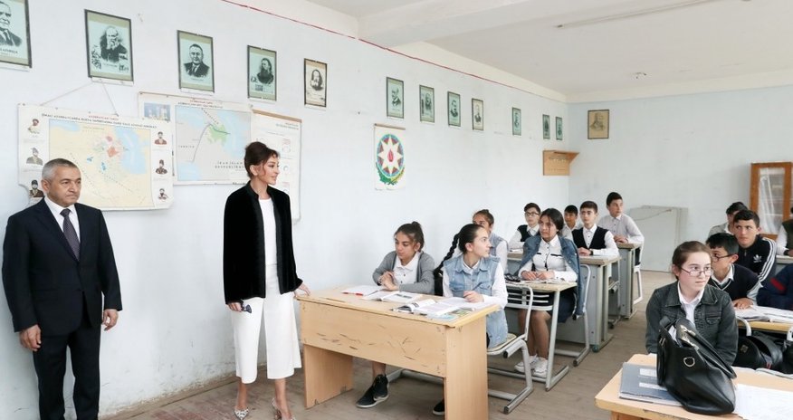 Azərbaycanın Birinci vitse-prezident Bakının Kürdəxanı qəsəbəsində olub Azərbaycanın Birinci vitse-prezident Bakının Kürdəxanı qəsəbəsində olub