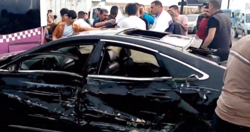 На дороге Баку-Сумгайыт авария, есть пострадавшие - ВИДЕО На дороге Баку-Сумгайыт авария, есть пострадавшие - ВИДЕО