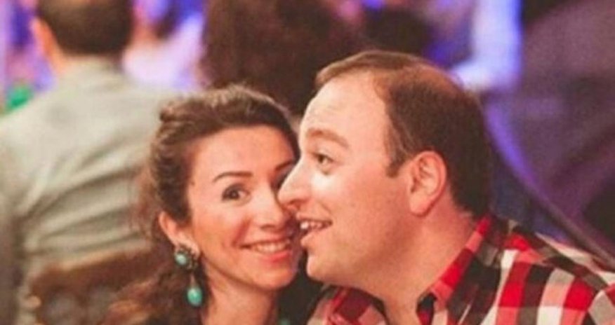Narkotik çəkib arvadını 5-ci mərtəbədən atan vəzifəli şəxslə bağlı YENİ XƏBƏR Narkotik çəkib arvadını 5-ci mərtəbədən atan vəzifəli şəxslə bağlı YENİ XƏBƏR