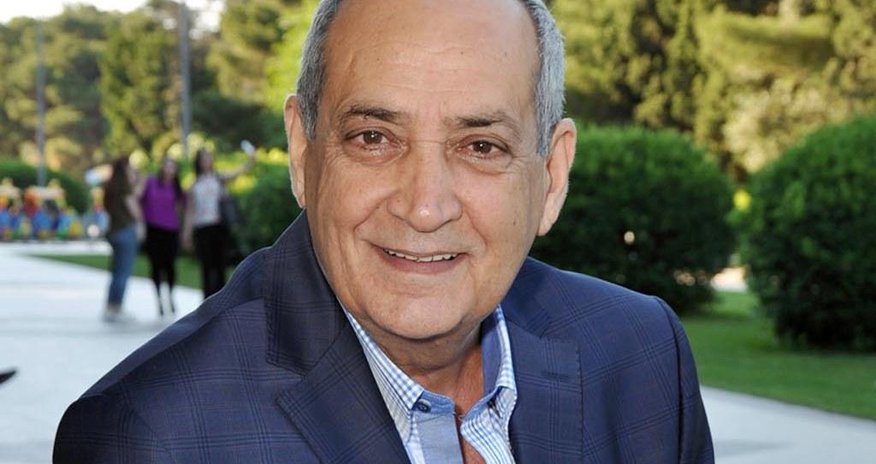 "Bunlar adamı öldürmək istəyirlər" — Rasim Balayev jurnalistlərə əsəbləşdi "Bunlar adamı öldürmək istəyirlər" — Rasim Balayev jurnalistlərə əsəbləşdi