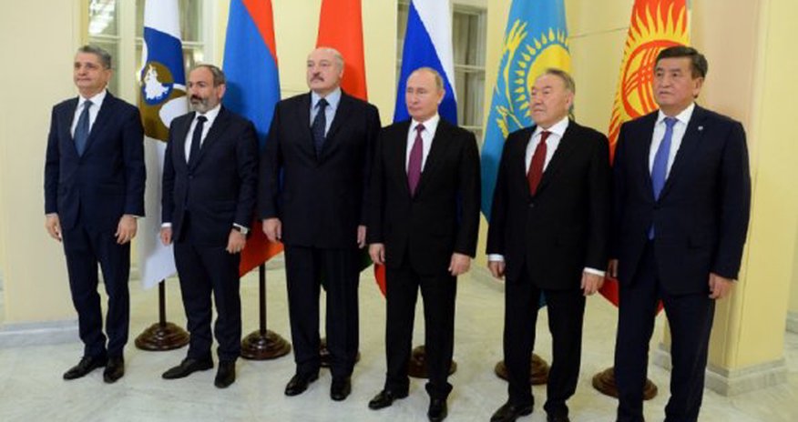Назарбаев наградил всех, кроме Пашиняна Назарбаев наградил всех, кроме Пашиняна