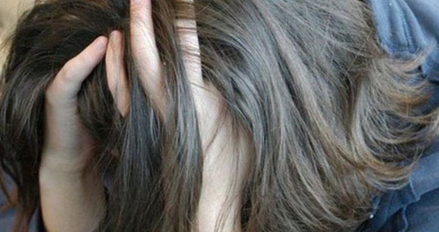 Bakıda ŞOK HADİSƏ - Kişi müəllimlər qadın direktoru... Bakıda ŞOK HADİSƏ - Kişi müəllimlər qadın direktoru...