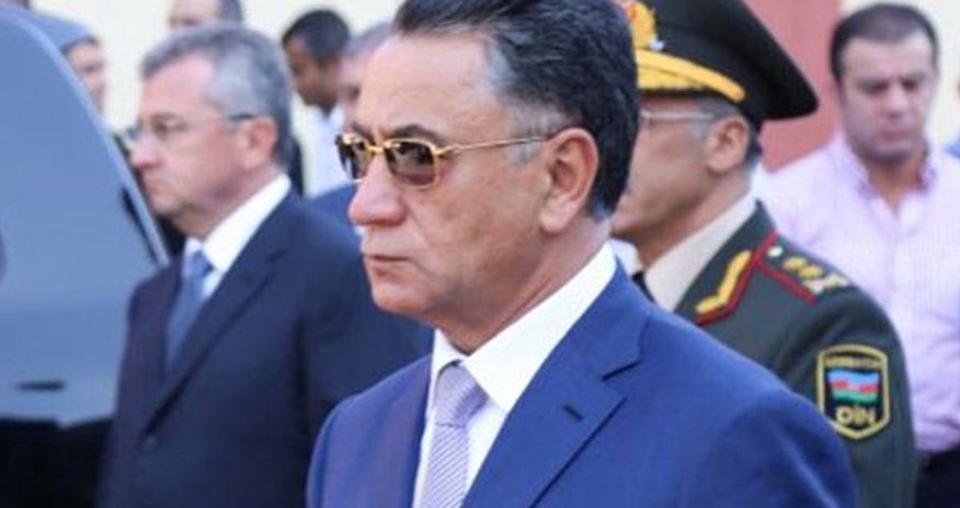 Ramil Usubov sərəncam imzaladı - Onu işdən çıxardı Ramil Usubov sərəncam imzaladı - Onu işdən çıxardı
