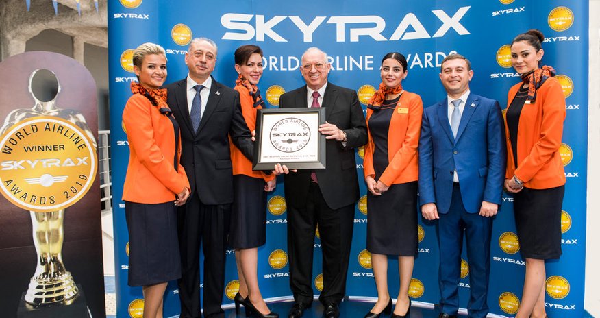 AZAL President Jahangir Asgarov takes part in work of Paris Air Show 2019 (PHOTO) AZAL President Jahangir Asgarov takes part in work of Paris Air Show 2019 (PHOTO)