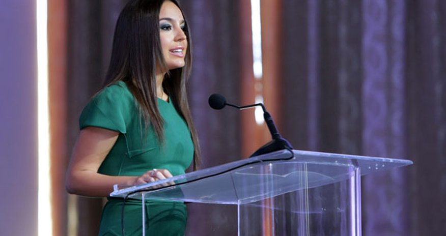 Leyla Əliyeva "Minsk 2019"a qatılan Azərbaycan nümayəndə heyəti ilə görüşüb Leyla Əliyeva "Minsk 2019"a qatılan Azərbaycan nümayəndə heyəti ilə görüşüb