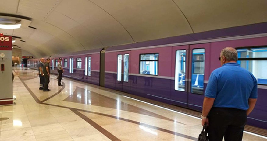 Бакметрополитен запустил на линии первую партию новых вагонов, полученных от Метровагонмаш Бакметрополитен запустил на линии первую партию новых вагонов, полученных от Метровагонмаш
