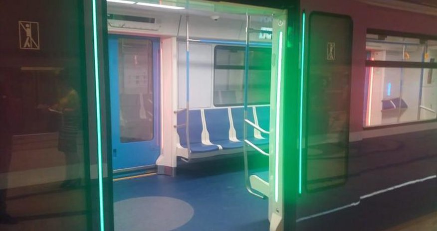 Bu da Bakı metrosuna yeni gətirilən qatarlar - FOTOLAR Bu da Bakı metrosuna yeni gətirilən qatarlar - FOTOLAR