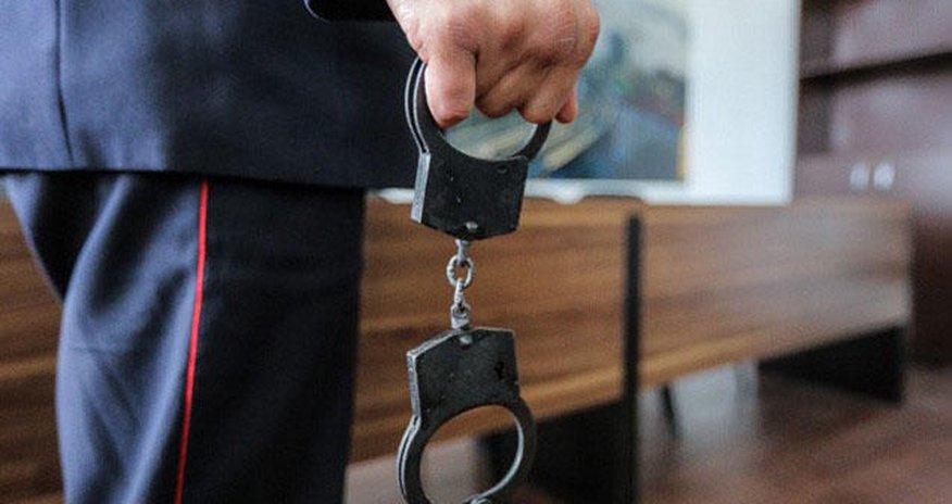 Prezidentin keçmiş köməkçisinə 12 il iş kəsildi - Ali Məhkəmə məlumat yaydı Prezidentin keçmiş köməkçisinə 12 il iş kəsildi - Ali Məhkəmə məlumat yaydı