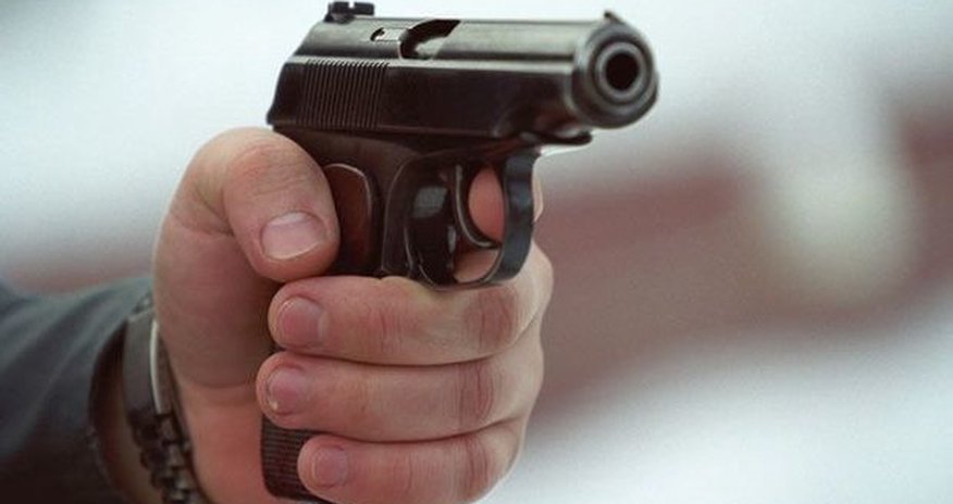 Bakıda odlu silahla qətl törədən dəstə ələ keçdi Bakıda odlu silahla qətl törədən dəstə ələ keçdi